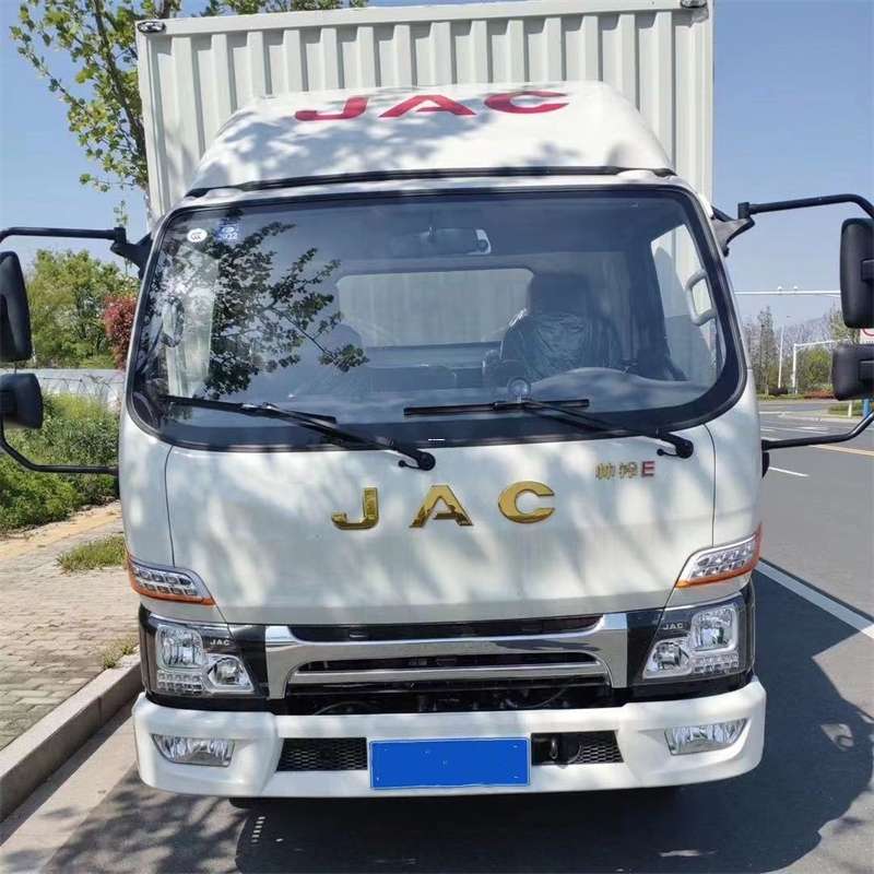 平湖市错那县：物流专线的高效货运之旅