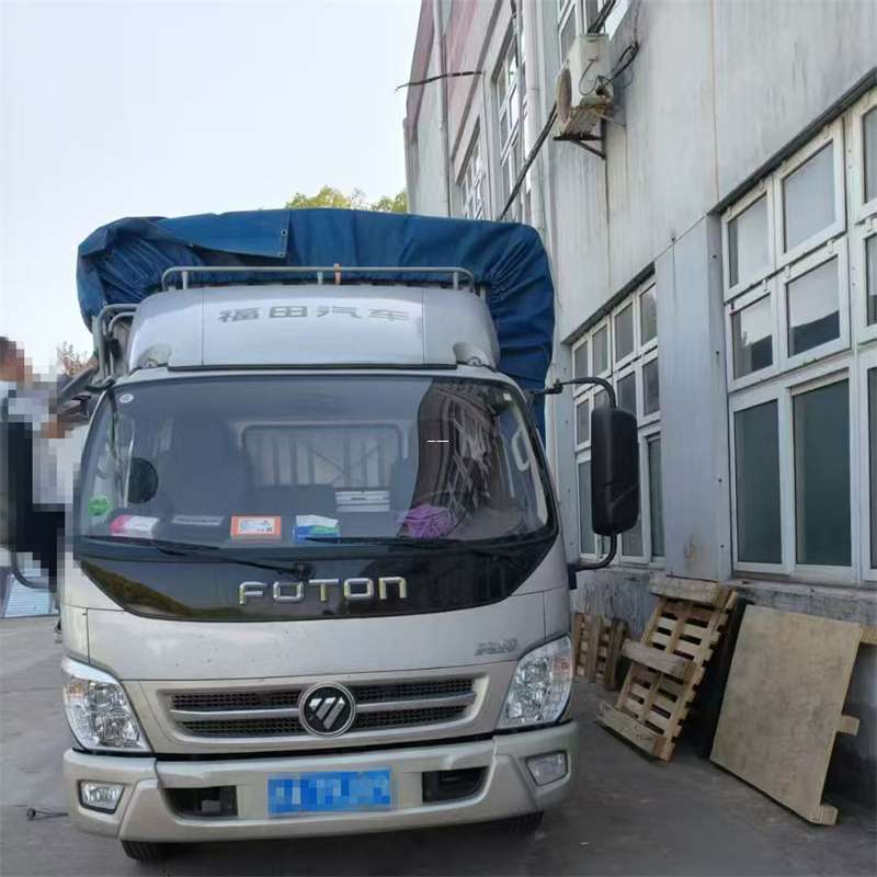 平湖市洛隆县进仓物流：专线直达的多元货运探索